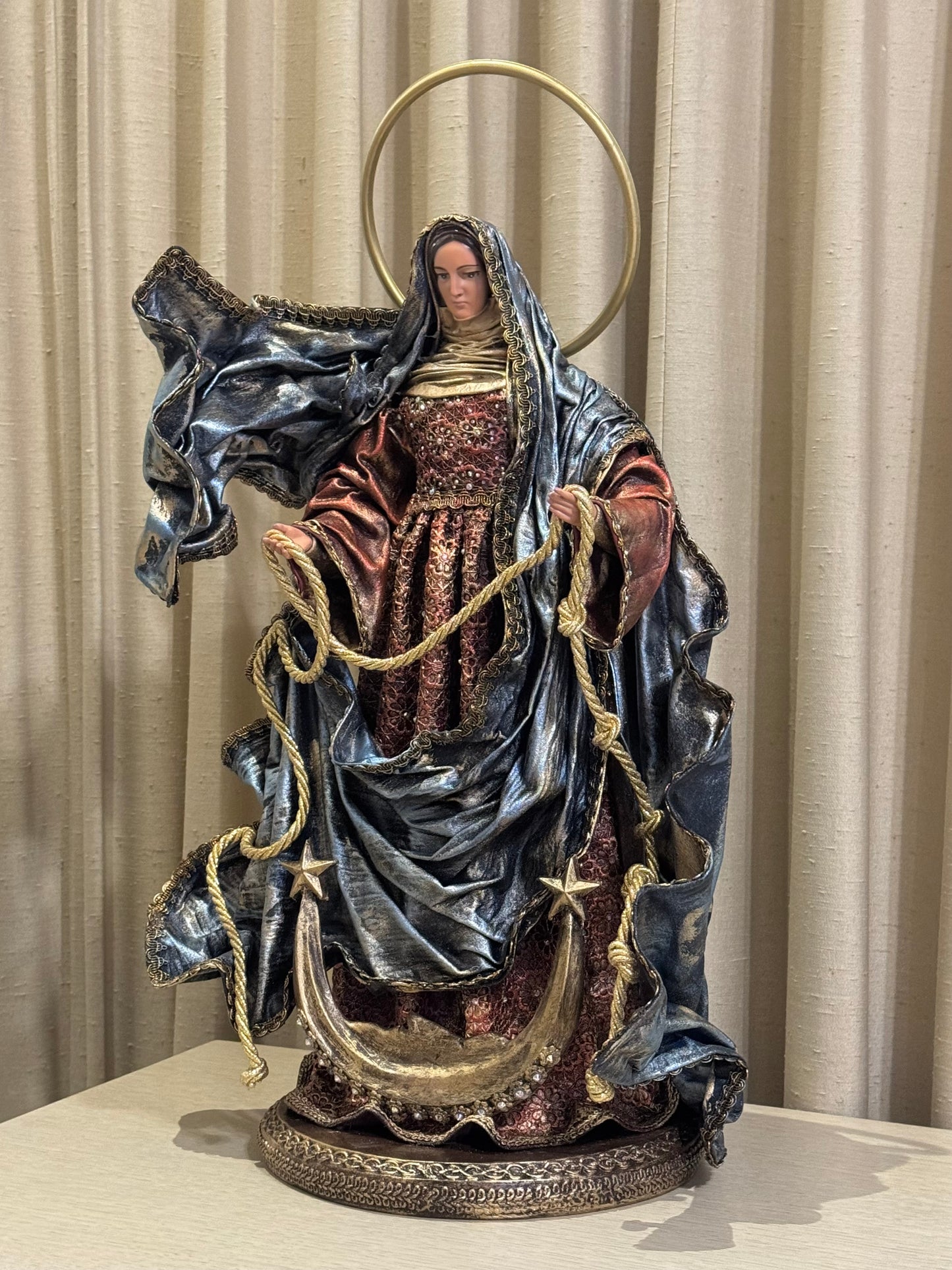 Virgen Desatanudos 62 cm