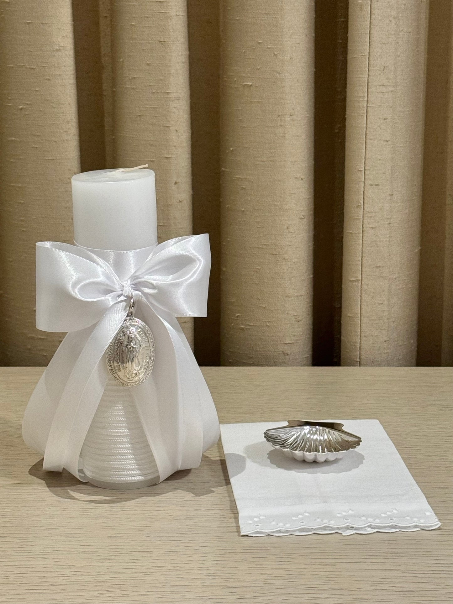 Set de Bautizo con Medalla de la Virgen de Guadalupe