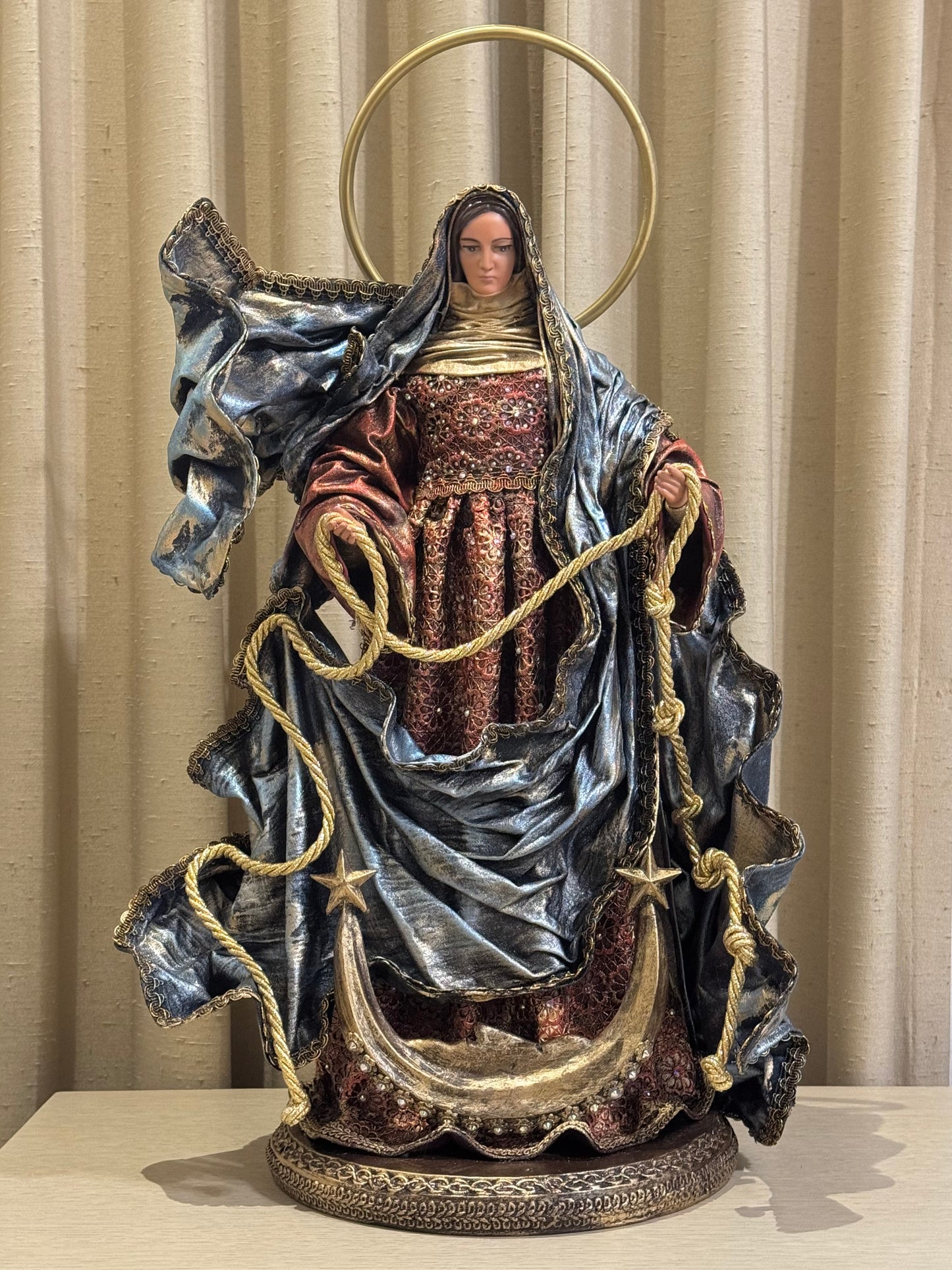 Virgen Desatanudos 62 cm