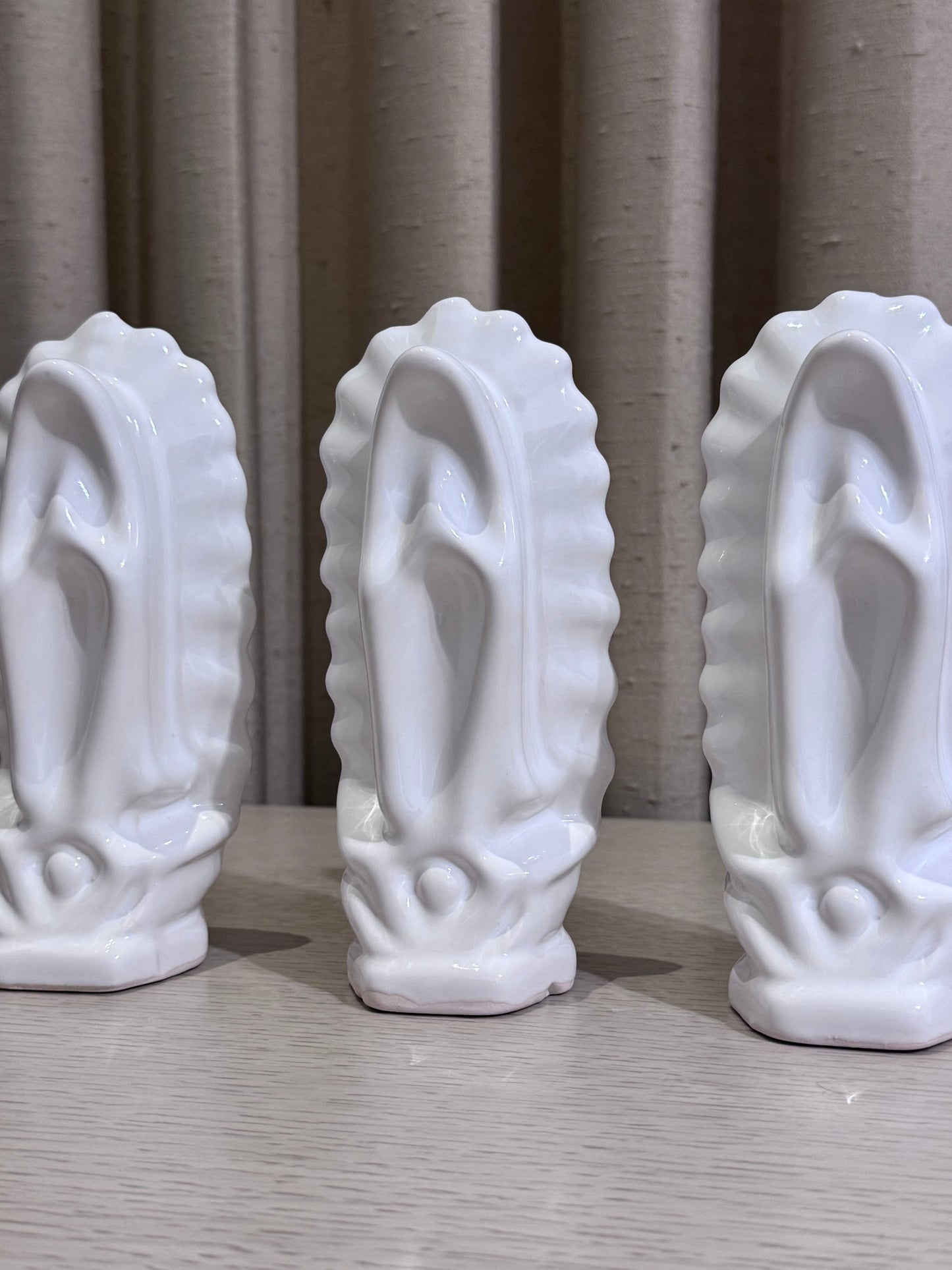 Virgen de Guadalupe de Cerámica 18 cm / Paquete de 10 piezas
