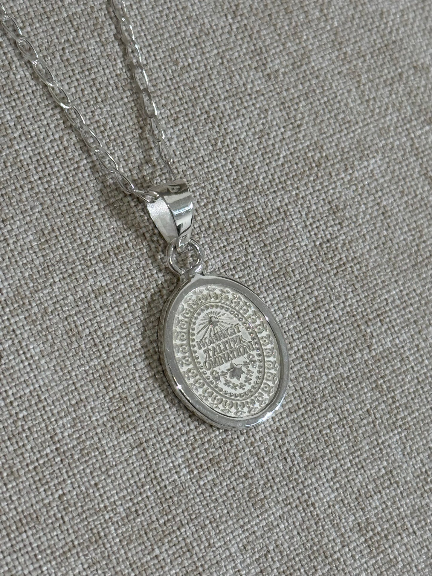 Medalla de Virgen de Guadalupe Plata y Cadena de Plata