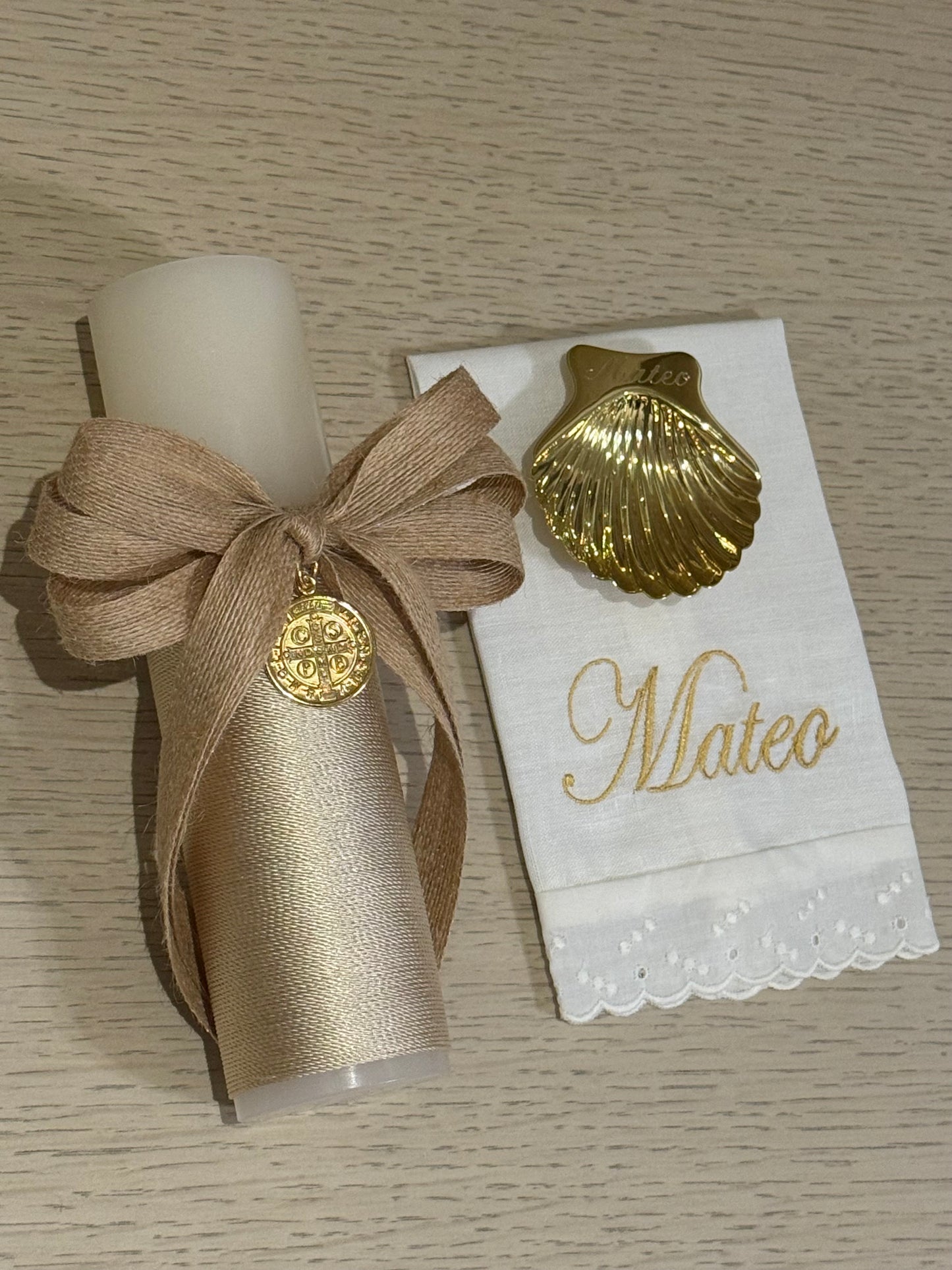 Set de Bautizo con Medalla de San Benito - Personalizado