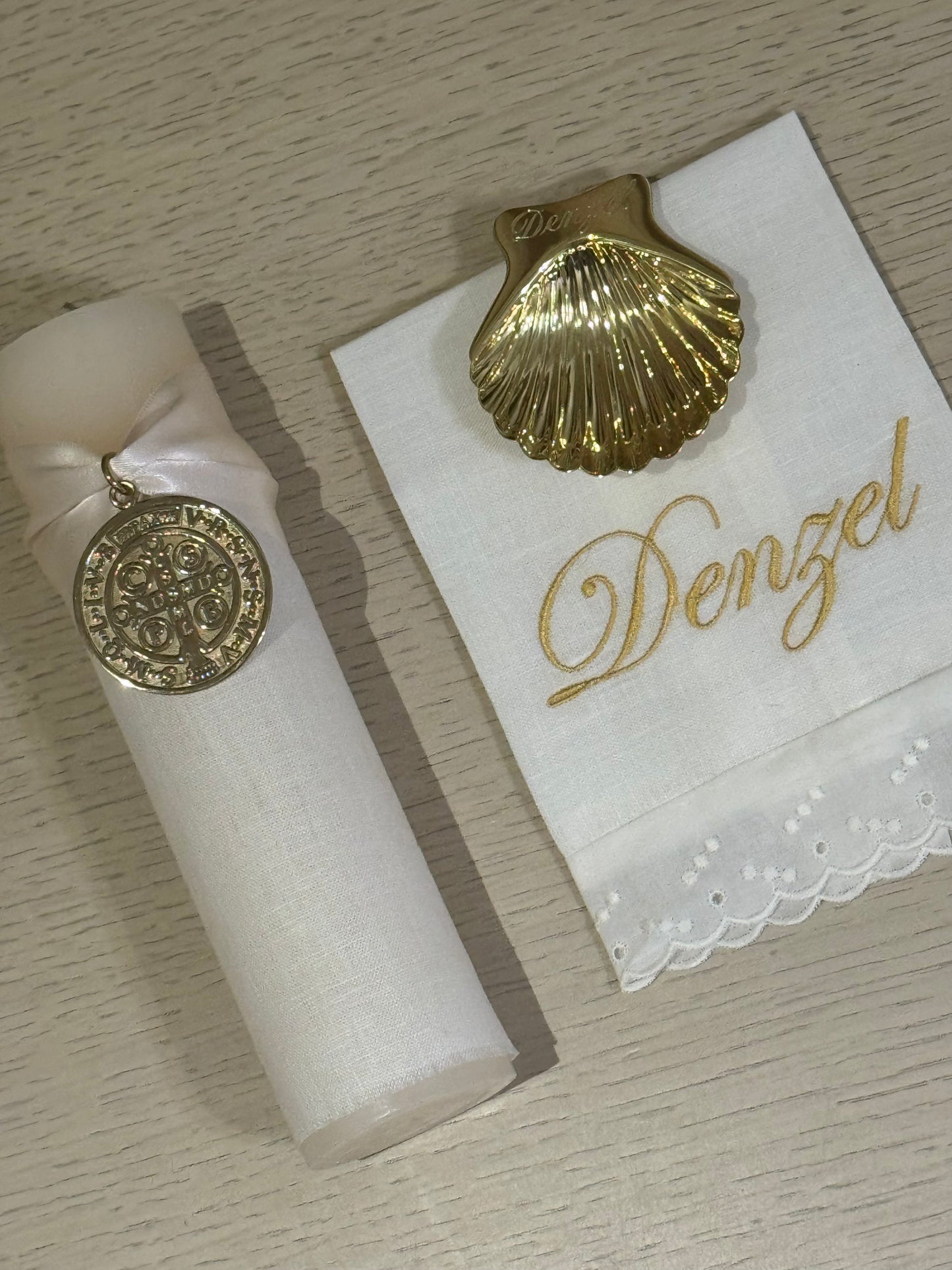 Set de Bautizo con Medalla de San Benito - Personalizado