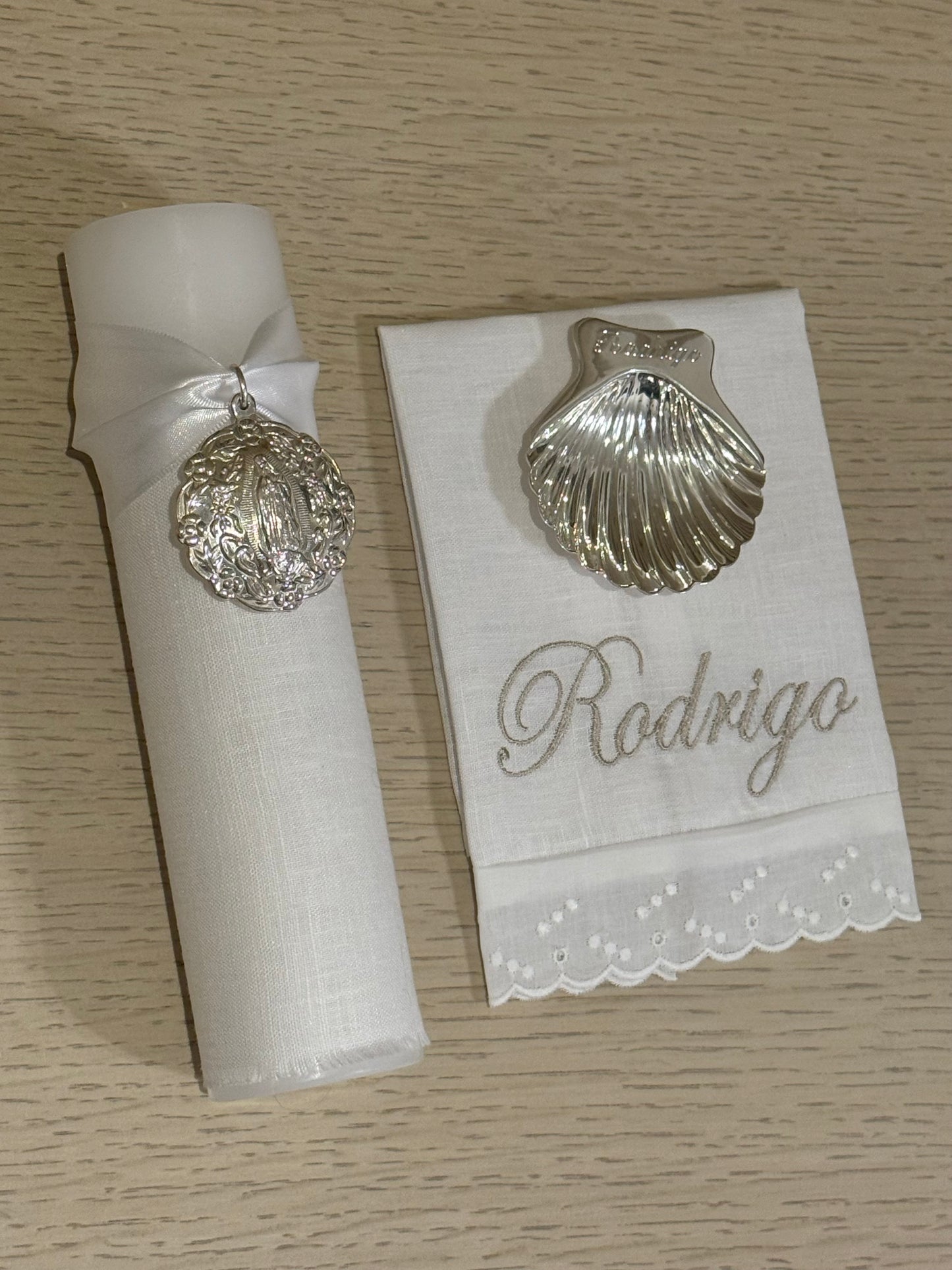 Set de Bautizo con Medalla de la Virgen de Guadalupe - Personalizado