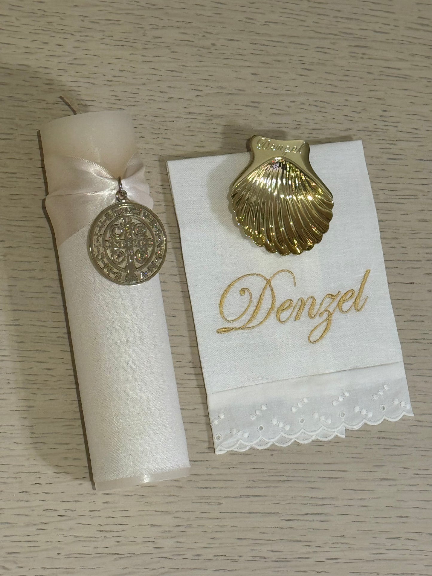 Set de Bautizo con Medalla de San Benito - Personalizado