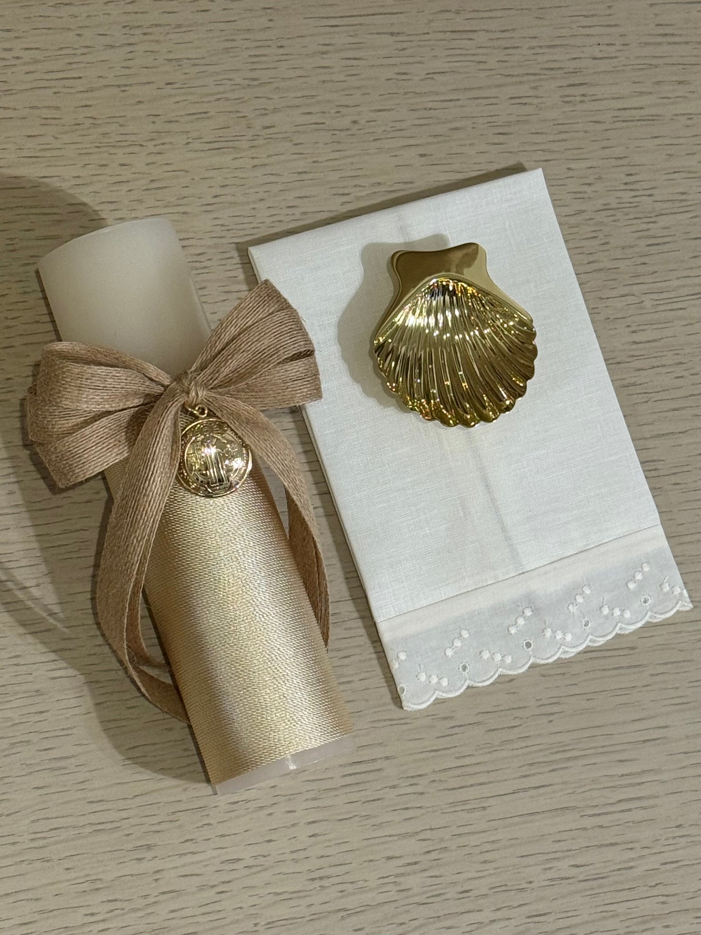 Set de Bautizo con Medalla de San Benito