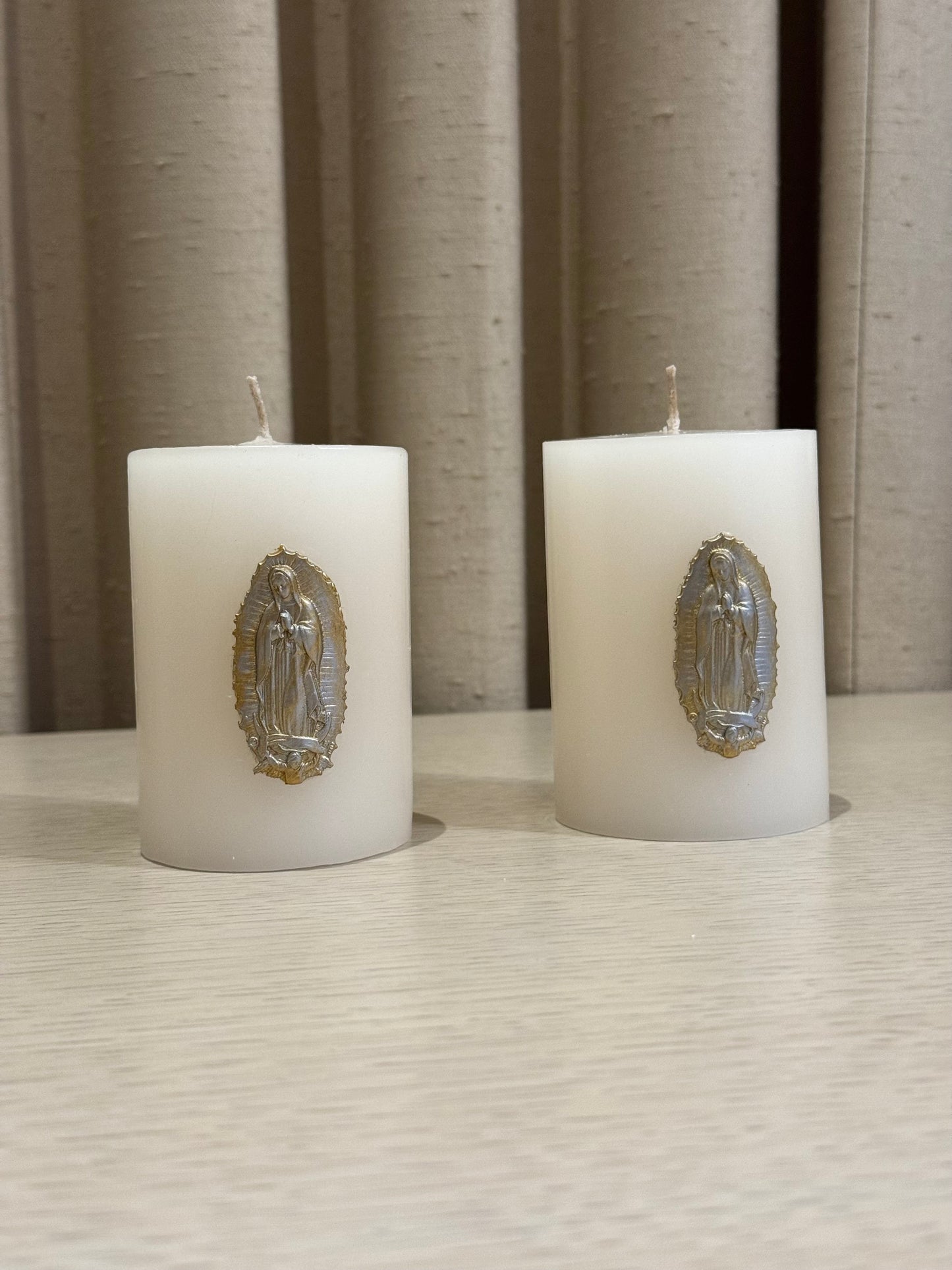 Mini Cirio de Virgen de Guadalupe 7 x 10 cm / Paquete de 10 piezas