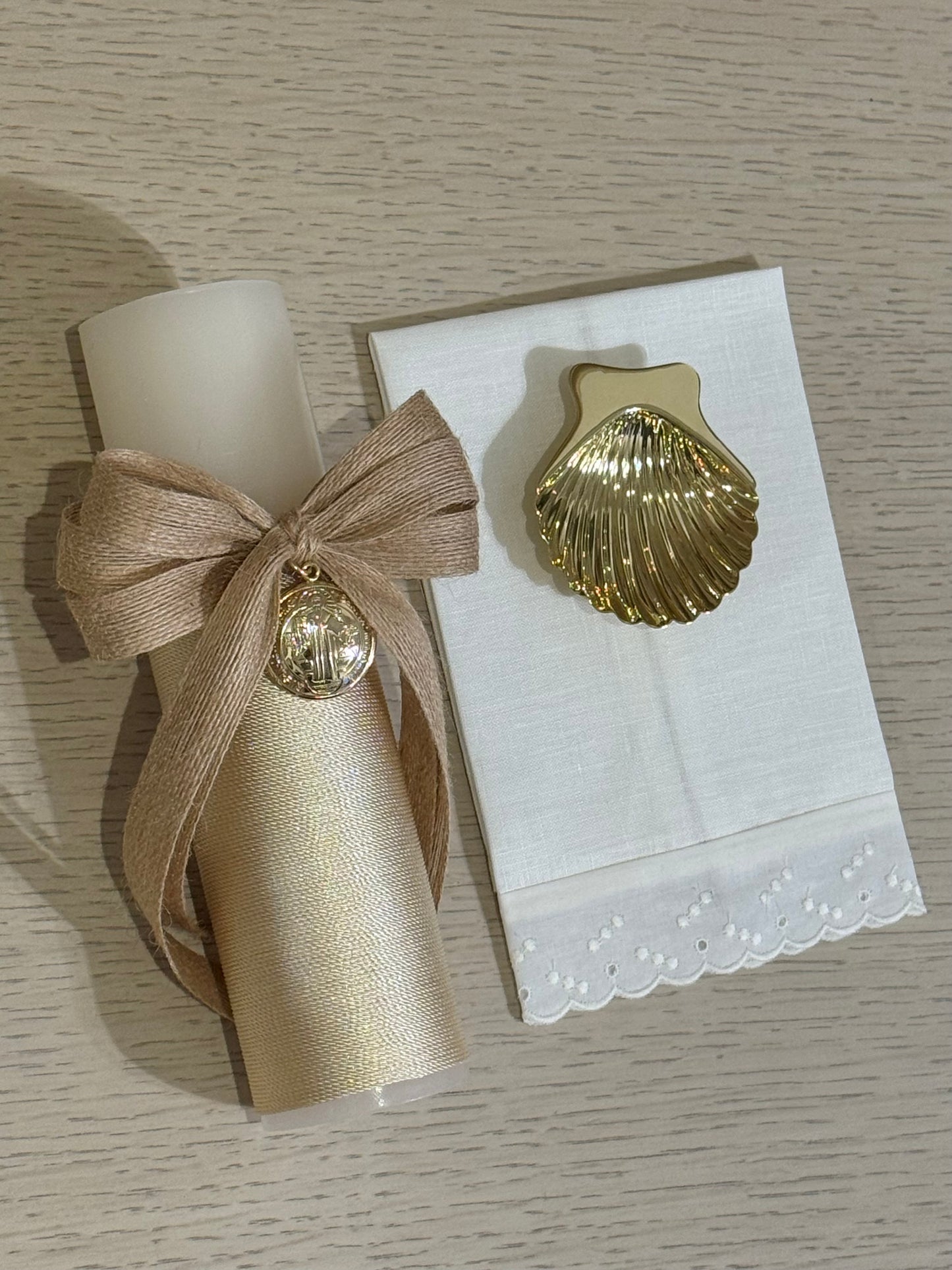 Set de Bautizo con Medalla de San Benito