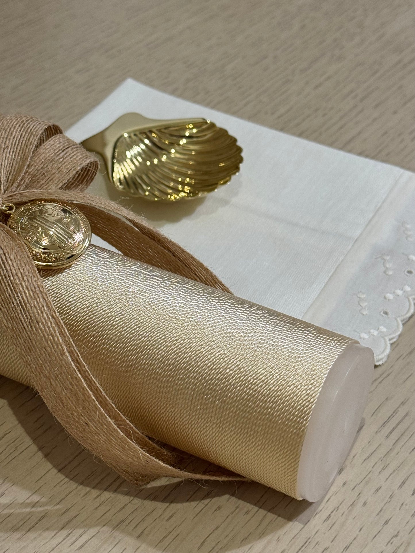 Set de Bautizo con Medalla de San Benito