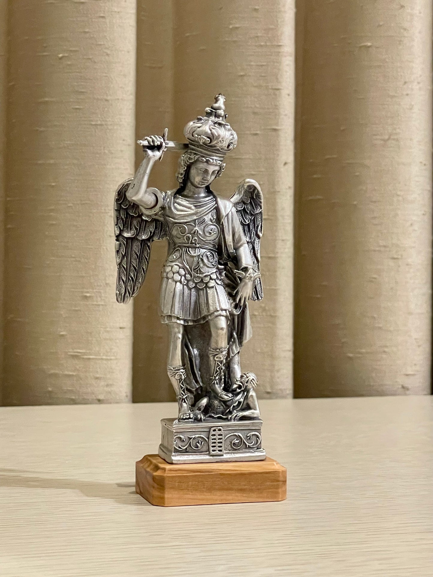 Estatua de Arcángel Miguel 15 cm