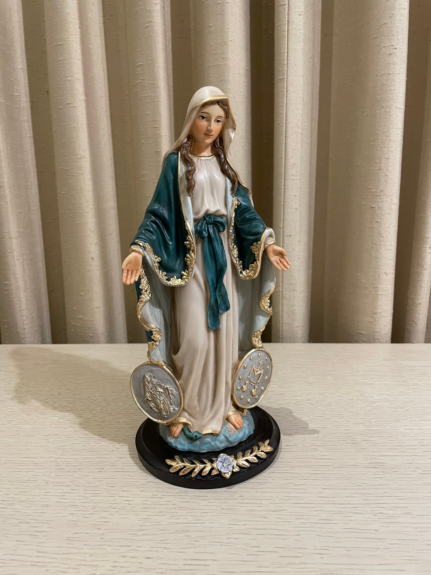 Virgen Milagrosa 29 cm